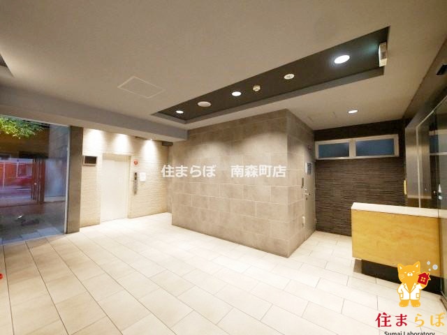 エントランス　共用部の印象も大切に