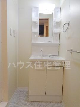 洗面設備　洗髪洗面化粧台