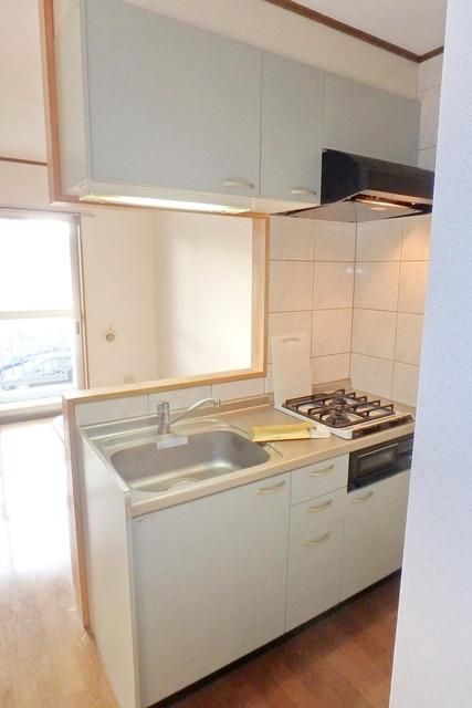 西武多摩湖線 青梅街道駅 徒歩8分 3階建 築25年のキッチン写真