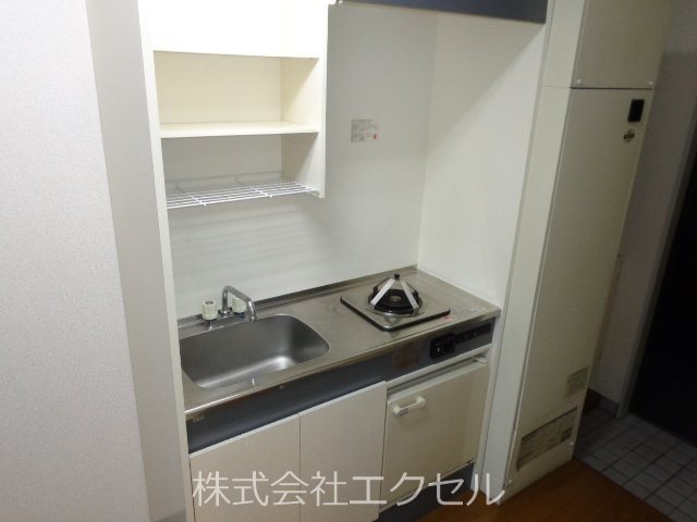 キッチン　1口電気コンロ設置済みです。