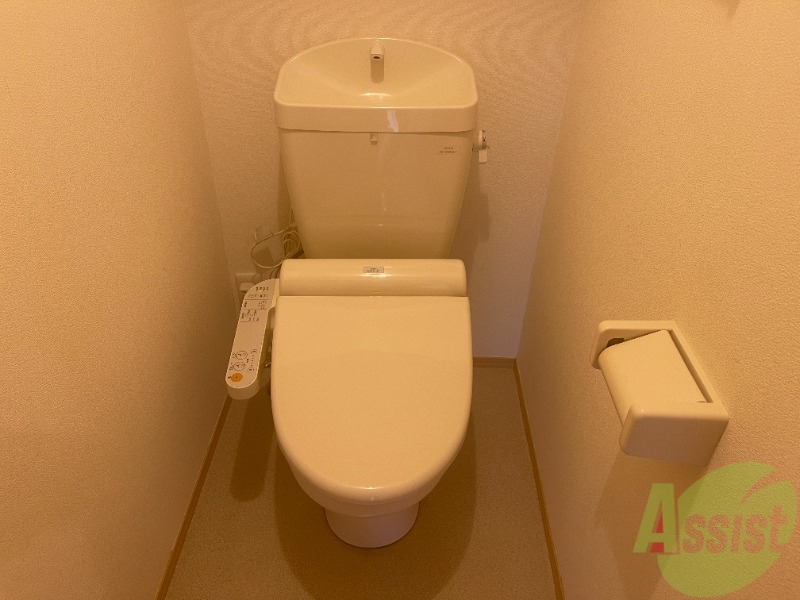 トイレ　ウォシュレット付きのトイレです。シャワートイレは日本の宝