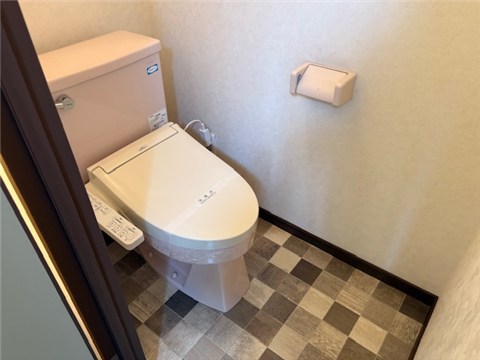 アクラムタウンシルクのトイレ写真