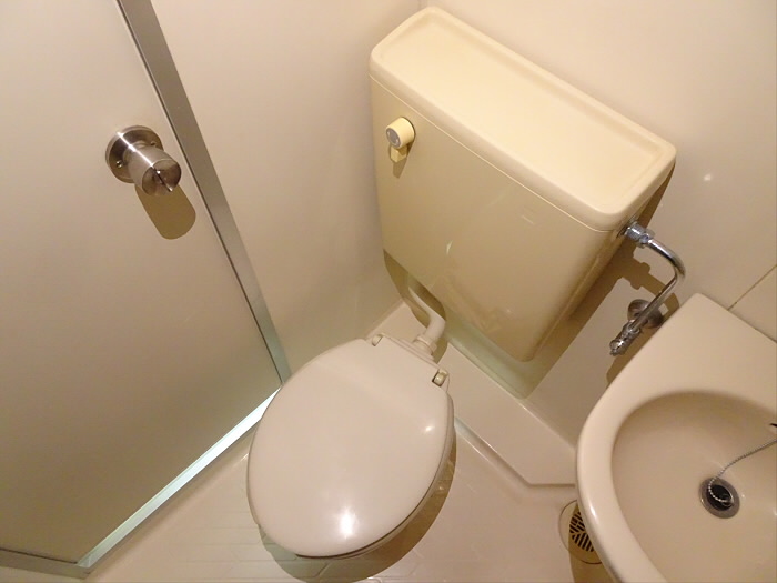 トイレ　清潔感のあるトイレです