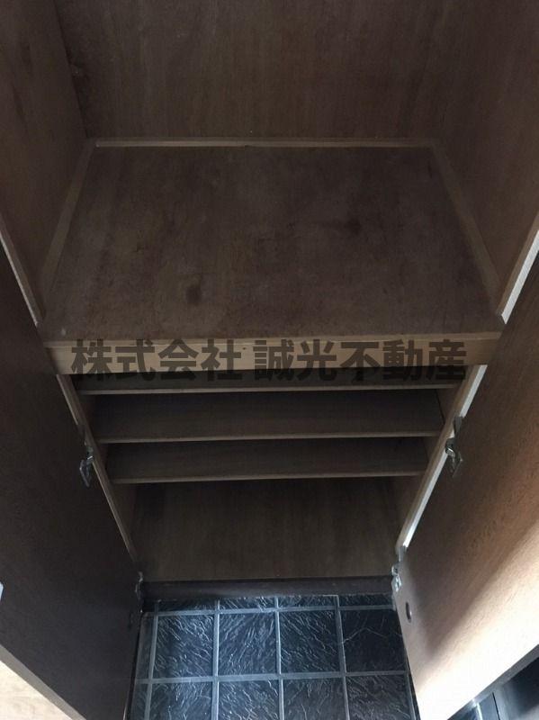 地下鉄七隈線 天神南駅 徒歩6分 14階建 築36年の内装写真