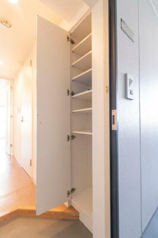 玄関　別部屋参照写真