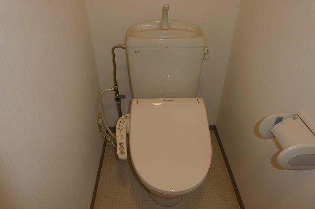 トイレ　ウォシュレット