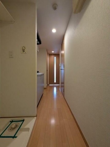 玄関　同間取りタイプの室内写真です