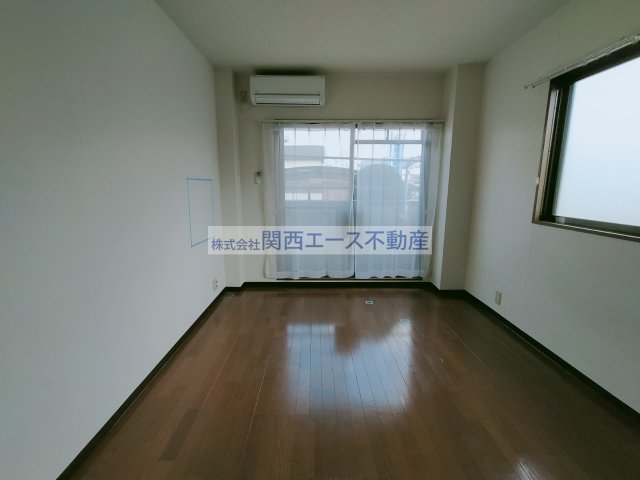 フラワーハイツの居間写真