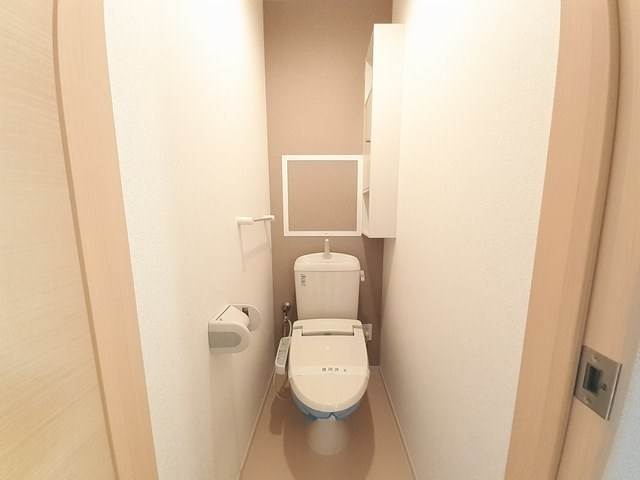 西鉄天神大牟田線 雑餉隈駅 徒歩29分 3階建 築15年のトイレ写真