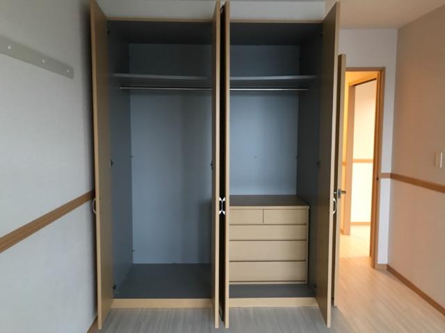 収納　クローゼット