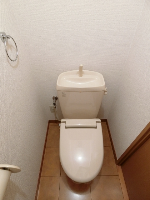 トイレ　図面と現状に相違がある場合には現状を優先