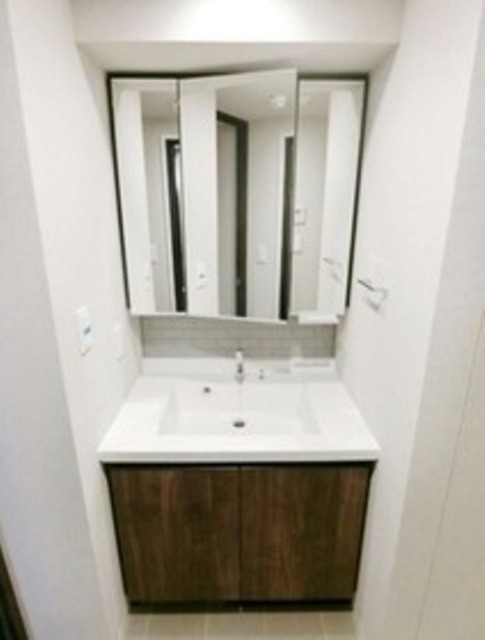 洗面設備　同仕様写真