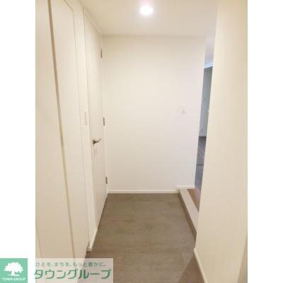 玄関　※写真は同タイプ住戸です。