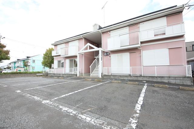 東武伊勢崎線 加須駅 バス乗車時間：12分 最寄りバス停で下車 徒歩3分 築34年