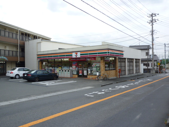 コンビニ　セブンイレブン沼津大岡北店（コンビニ）まで134m