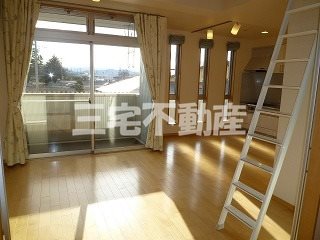 DUOりつりんの居間写真