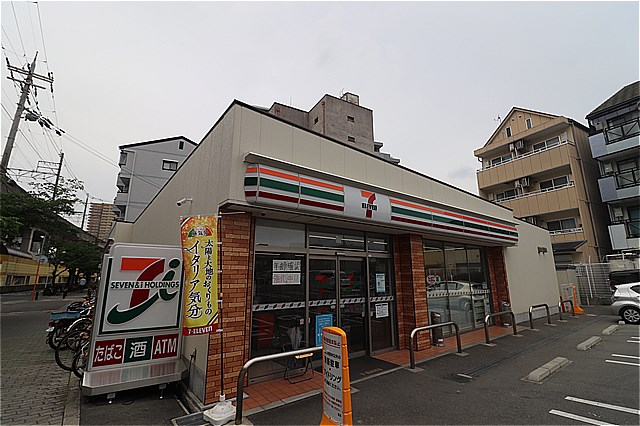 コンビニ　セブンイレブン大東住道1丁目店（コンビニ）まで909m