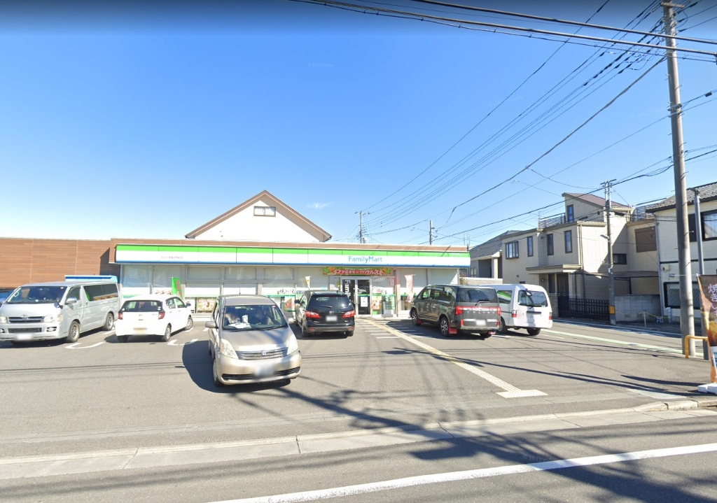 コンビニ　ファミリーマート さいたま堀の内町店（コンビニ）まで1546m