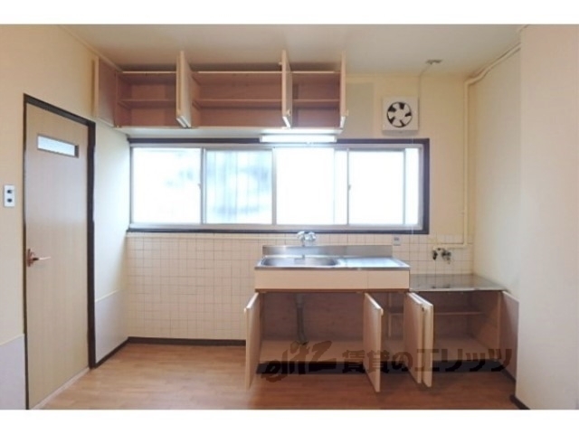 キッチン　収納