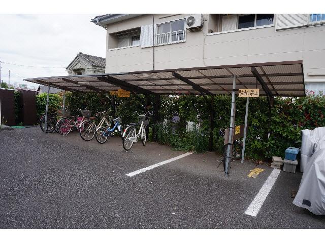 駐車場　駐輪場