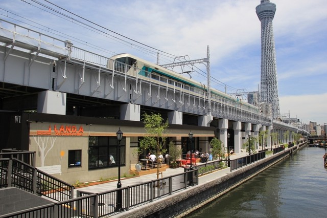 【墨田区向島のマンションの写真】