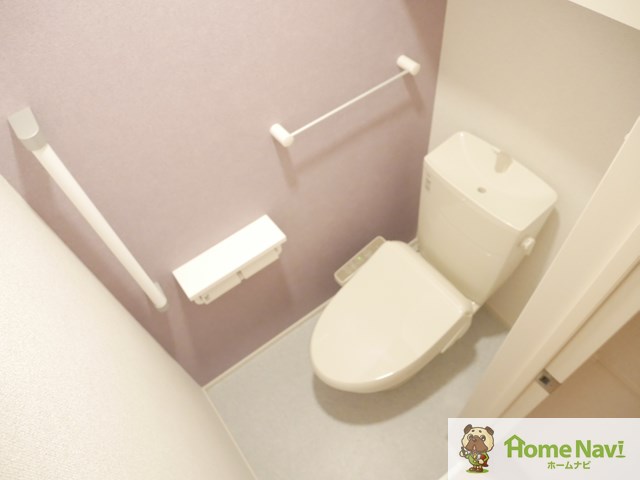 トイレ　ウォシュレット付き