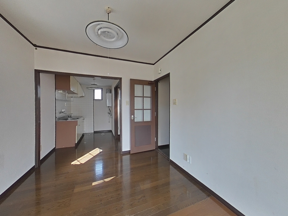 居室・リビング　奥行きのあるLDKです。