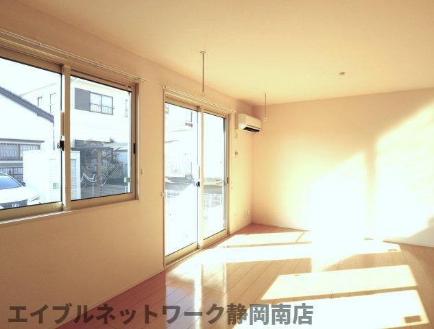 居室・リビング　ゆったり過ごせるリビングです