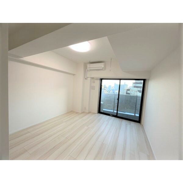 居室・リビング　※別部屋参考写真