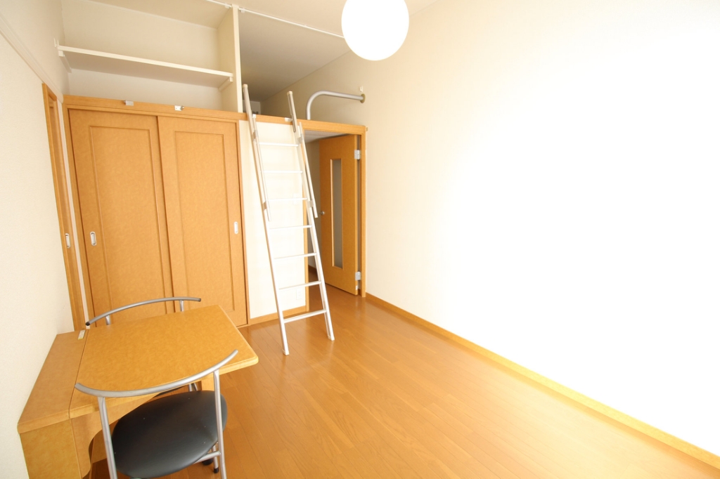 居室・リビング　1F フローリング仕様