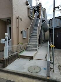神奈川県横浜市鶴見区栄町通４（アパート）の賃貸物件の外観