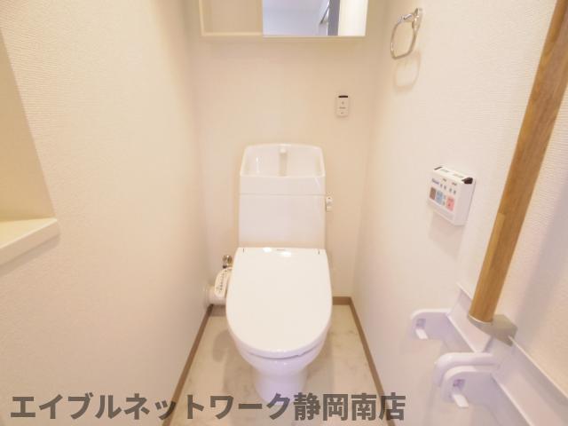 トイレ　シンプルで使いやすいトイレです