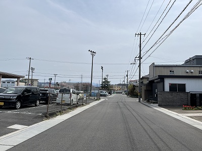 ドラックストア　ウェルネス南吉方店（ドラッグストア）まで264m