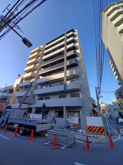 スアヴィス三ノ輪の建物外観