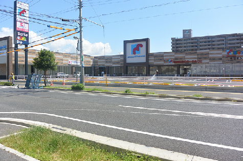 【明石市西新町のマンションのショッピングセンター】