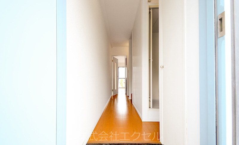 玄関　同等タイプのイメージ写真です。