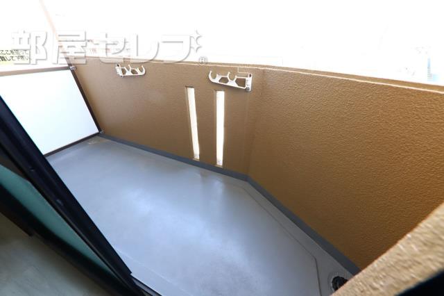 バルコニー　日当たり良好なベランダです。