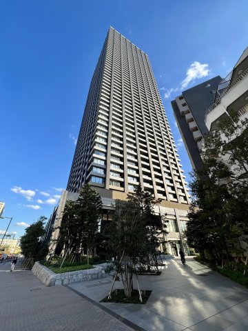 川崎市中原区市ノ坪のマンションの建物外観