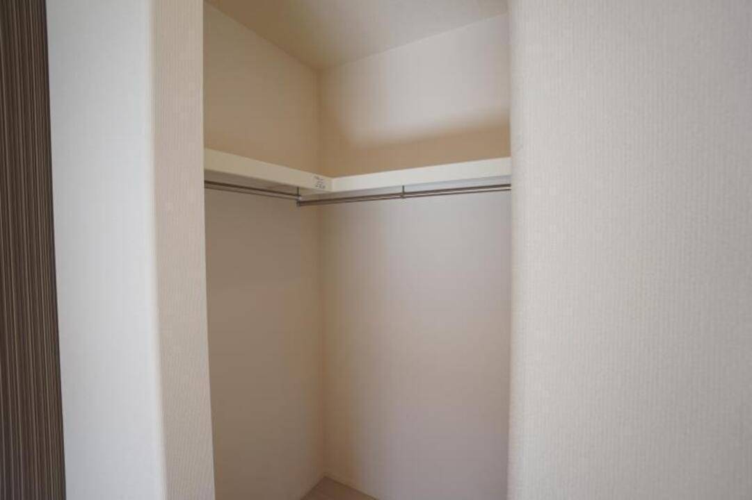 収納　ウォークインクローゼット
