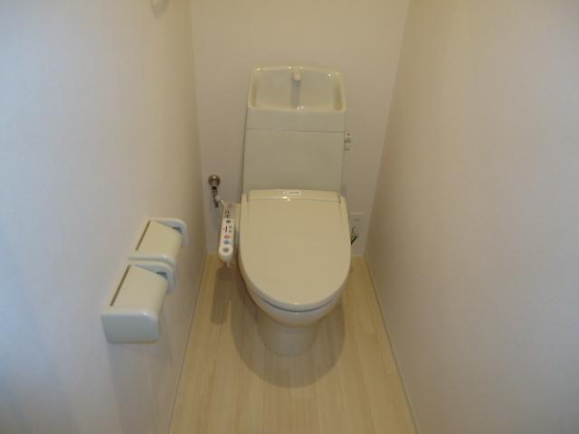 トイレ　シャワー付トイレ