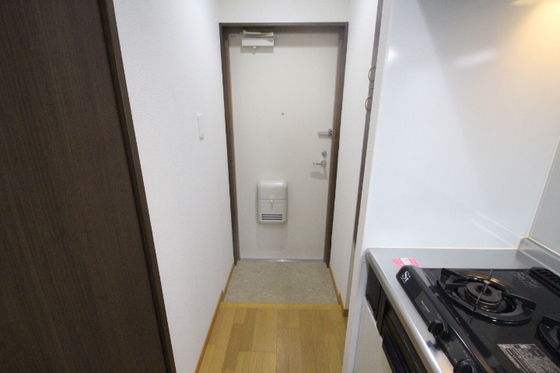 玄関　※別部屋の写真です