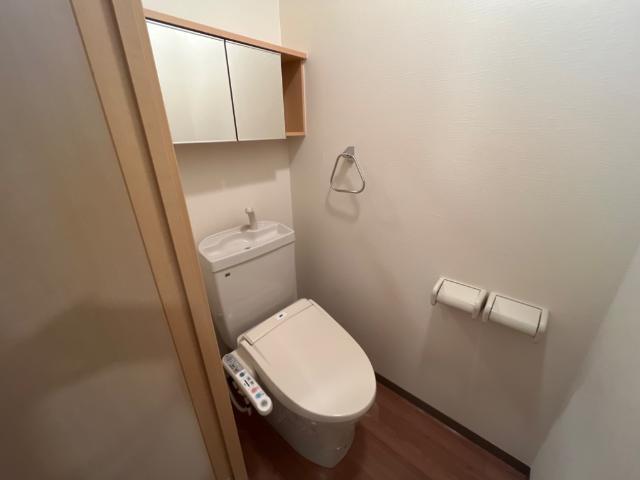 トイレ　トイレ