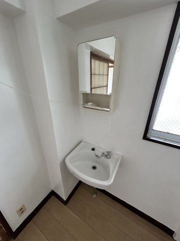 洗面設備　忙しい朝には欠かせない洗面所です