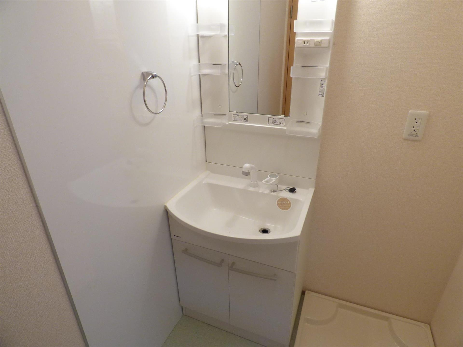 洗面設備　洗面化粧台