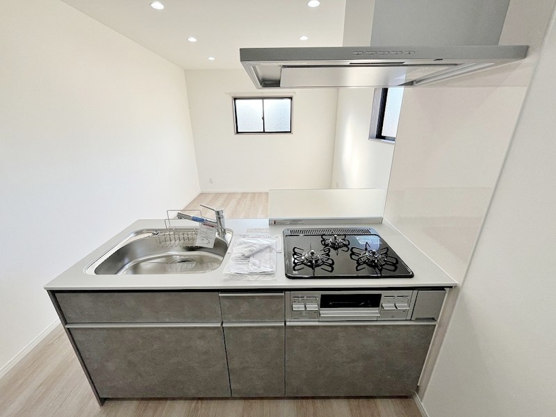 キッチン　★システムキッチングリル付き/3口コンロ★