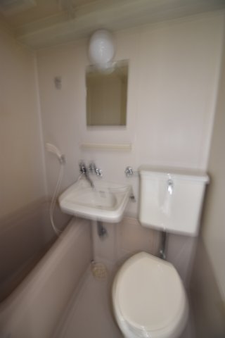 トイレ　※別部屋参考写真