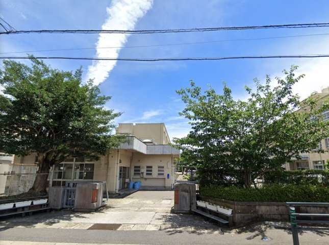 小学校　鹿児島市立南小学校（小学校）まで414m