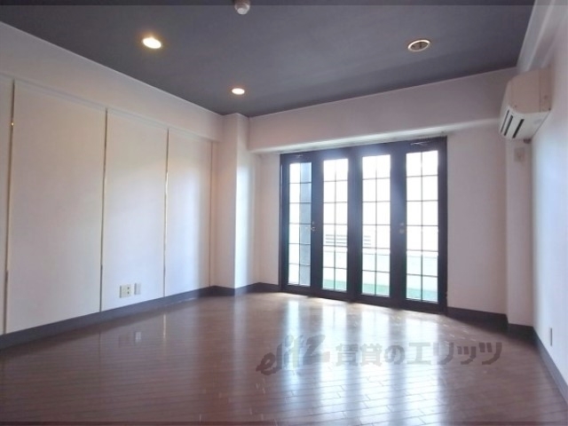 居室・リビング　洋室