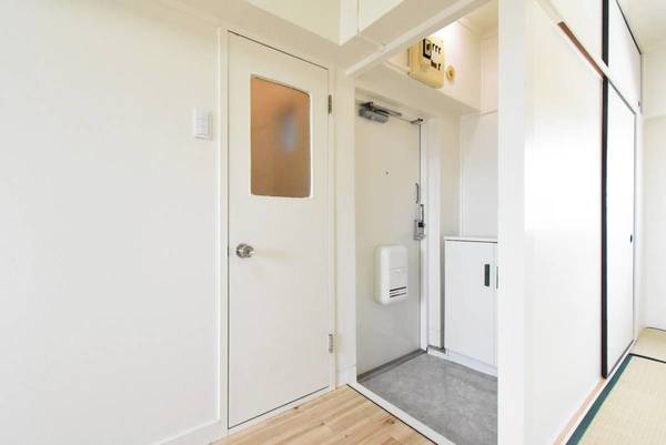 玄関　ビレッジハウスの同一物件・同一タイプの間取りの写真です