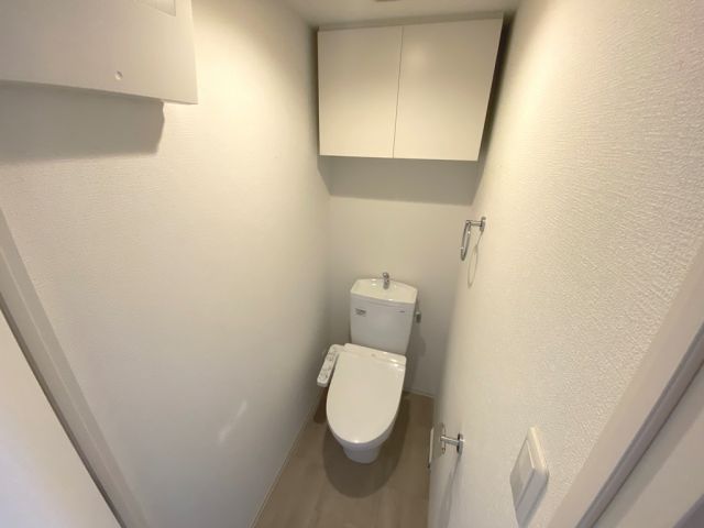 トイレ　※部屋毎でカラーに違いがある場合がございます。